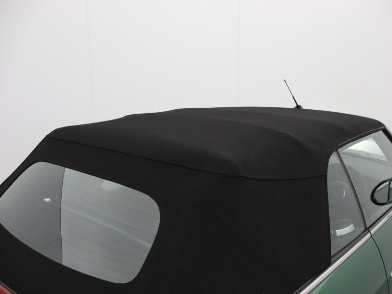 2024 (24) MINI CONVERTIBLE 1.5 Cooper Classic Premium 2dr Auto 5157983