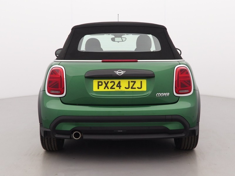 2024 (24) MINI CONVERTIBLE 1.5 Cooper Classic Premium 2dr Auto 5157975