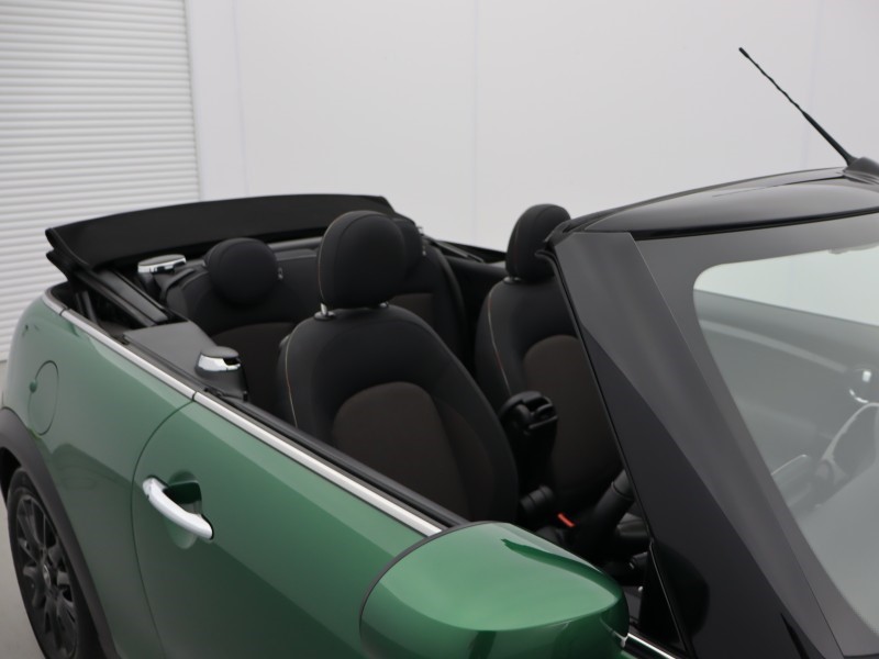 2024 (24) MINI CONVERTIBLE 1.5 Cooper Classic Premium 2dr Auto 5158003