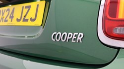 2024 (24) MINI CONVERTIBLE 1.5 Cooper Classic Premium 2dr Auto 5157979