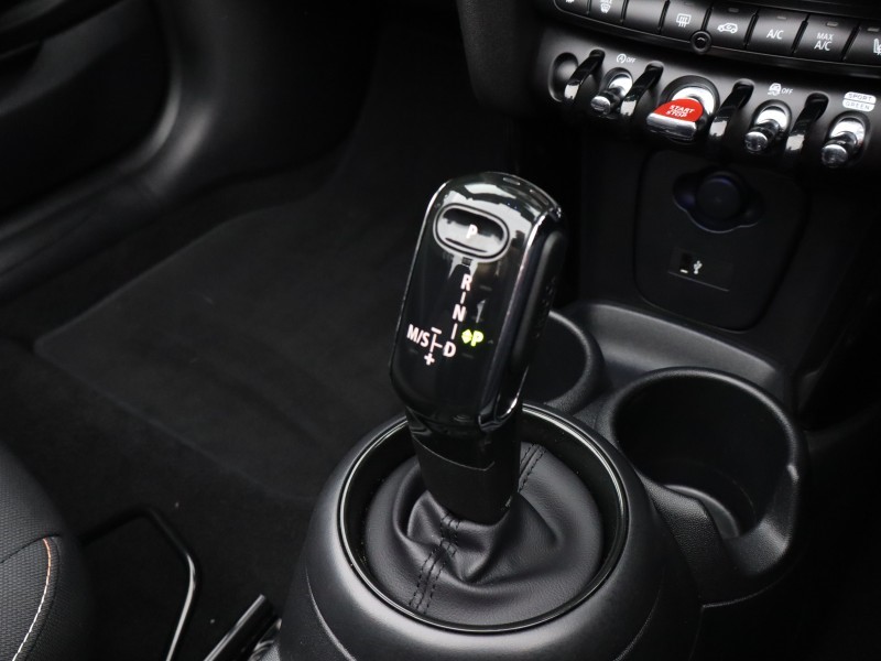 2024 (24) MINI CONVERTIBLE 1.5 Cooper Classic Premium 2dr Auto 5158010