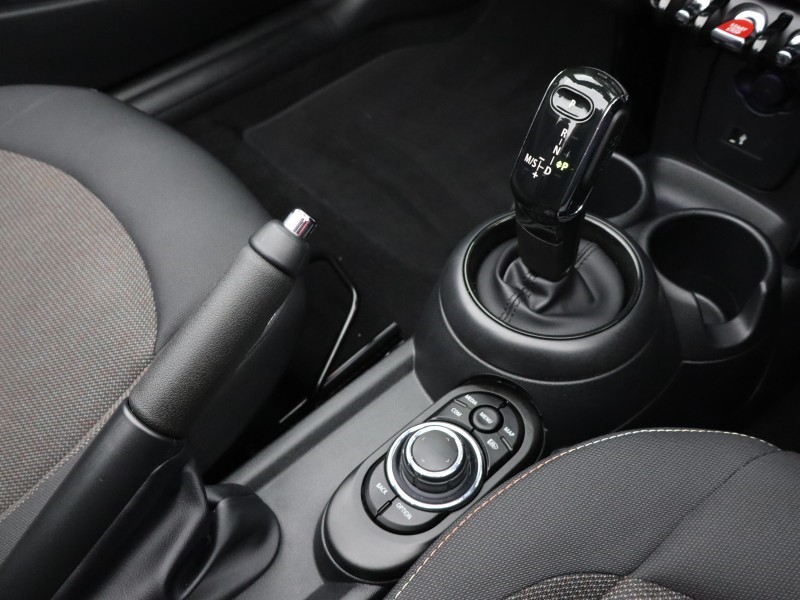 2024 (24) MINI CONVERTIBLE 1.5 Cooper Classic Premium 2dr Auto 5158012