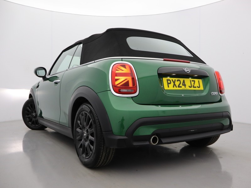 2024 (24) MINI CONVERTIBLE 1.5 Cooper Classic Premium 2dr Auto 5157992