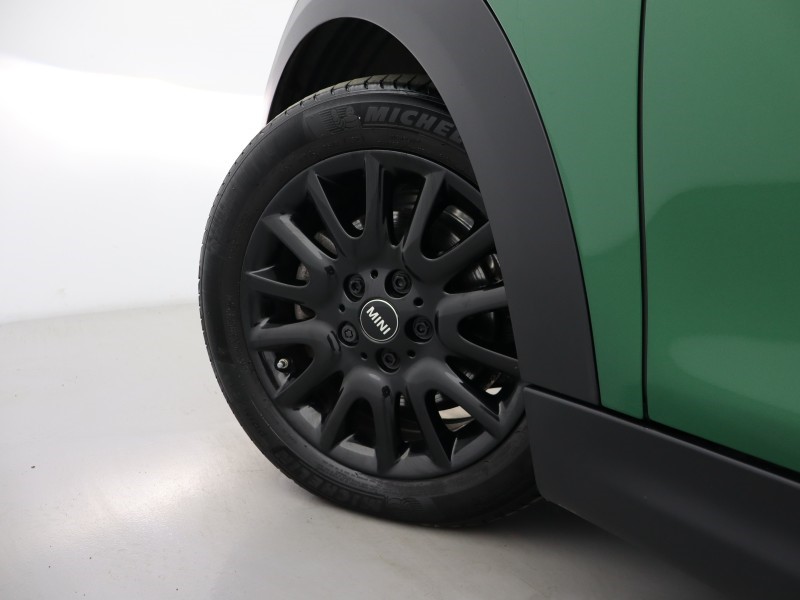 2024 (24) MINI CONVERTIBLE 1.5 Cooper Classic Premium 2dr Auto 5157991