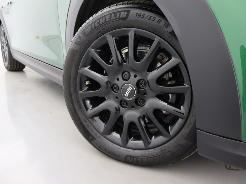 2024 (24) MINI CONVERTIBLE 1.5 Cooper Classic Premium 2dr Auto 5157990
