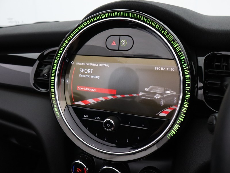 2024 (24) MINI CONVERTIBLE 1.5 Cooper Classic Premium 2dr Auto 5158024