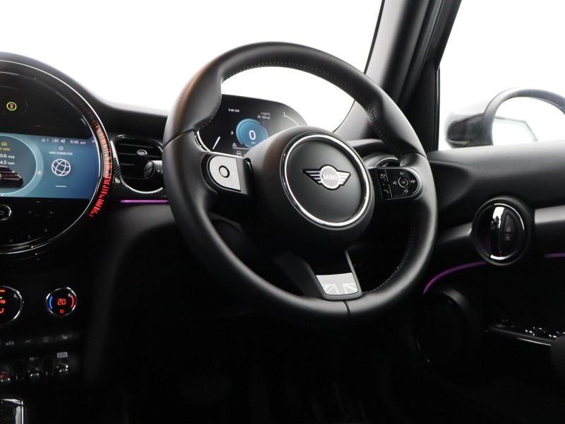 2023 (23) MINI HATCHBACK 1.5 Cooper Exclusive Premium 5dr Auto 5144431