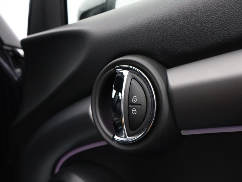 2023 (23) MINI HATCHBACK 1.5 Cooper Exclusive Premium 5dr Auto 5144425