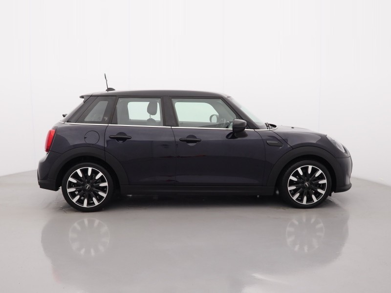 2023 (23) MINI HATCHBACK 1.5 Cooper Exclusive Premium 5dr Auto 5144408