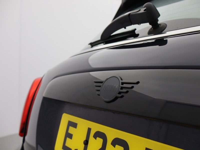 2023 (23) MINI HATCHBACK 1.5 Cooper Exclusive Premium 5dr Auto 5144410