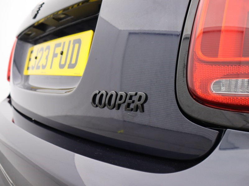2023 (23) MINI HATCHBACK 1.5 Cooper Exclusive Premium 5dr Auto 5144412