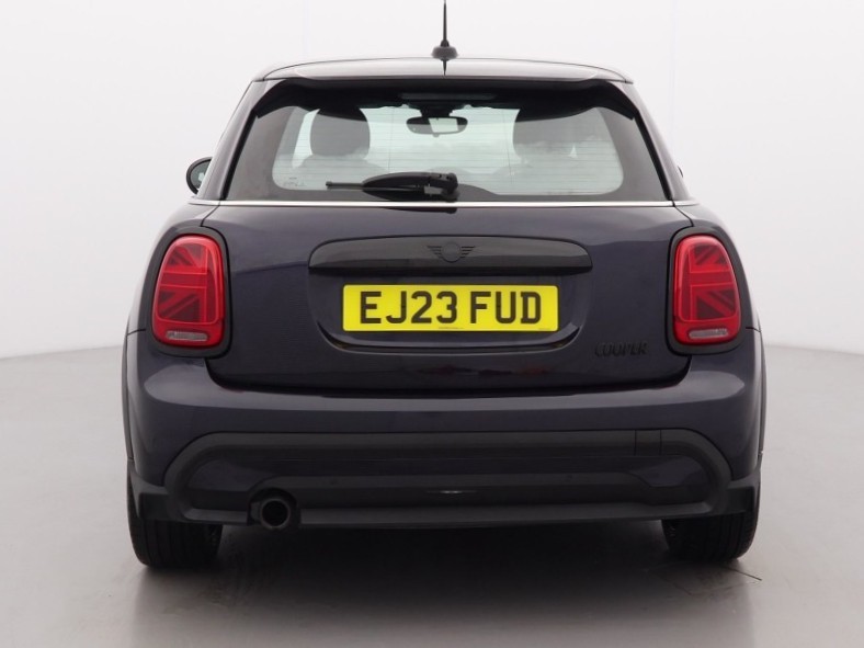 2023 (23) MINI HATCHBACK 1.5 Cooper Exclusive Premium 5dr Auto 5144406