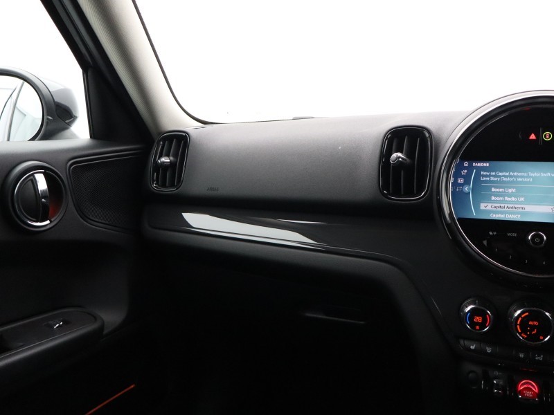 2022 (72) MINI COUNTRYMAN 1.5 Cooper Classic 5dr Auto 5112285