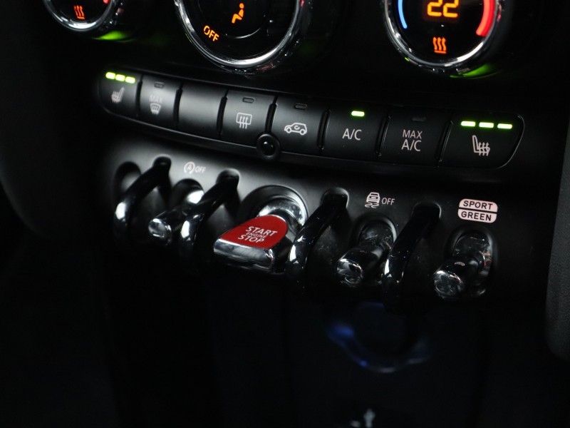 2022 (72) MINI HATCHBACK 1.5 Cooper Exclusive 5dr Auto 5138440