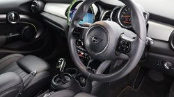 2022 (72) MINI HATCHBACK 1.5 Cooper Exclusive 5dr Auto 5138416