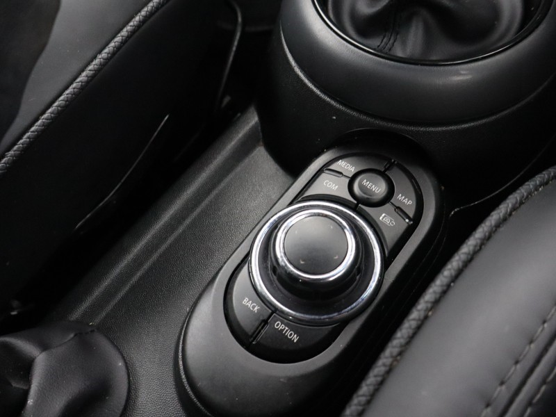 2022 (72) MINI HATCHBACK 1.5 Cooper Exclusive 5dr Auto 5138436