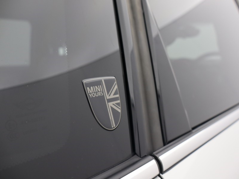 2022 (72) MINI HATCHBACK 1.5 Cooper Exclusive 5dr Auto 5138406
