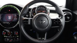 2022 (72) MINI HATCHBACK 1.5 Cooper Exclusive 5dr Auto 5138452