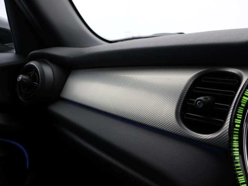 2022 (72) MINI HATCHBACK 1.5 Cooper Exclusive 5dr Auto 5138426