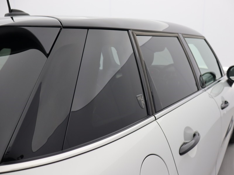 2022 (72) MINI HATCHBACK 1.5 Cooper Exclusive 5dr Auto 5138405