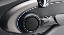 2022 (72) MINI HATCHBACK 1.5 Cooper Exclusive 5dr Auto 5138447