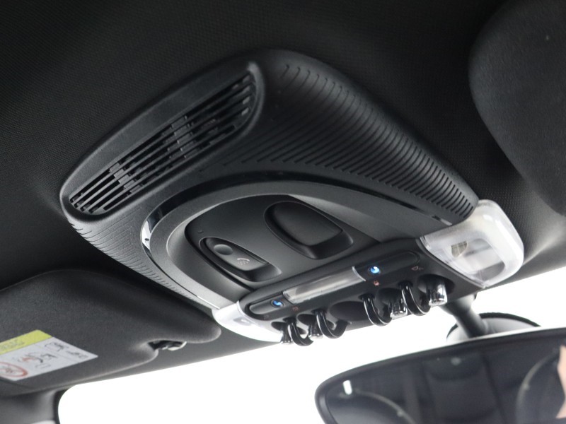 2022 (72) MINI HATCHBACK 1.5 Cooper Exclusive 5dr Auto 5138446