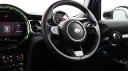 2022 (72) MINI HATCHBACK 1.5 Cooper Exclusive 5dr Auto 5138453