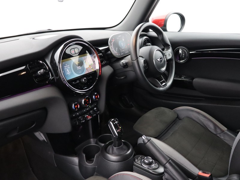 2024 (73) MINI HATCHBACK 2.0 John Cooper Works Premium 3dr Auto 5139902