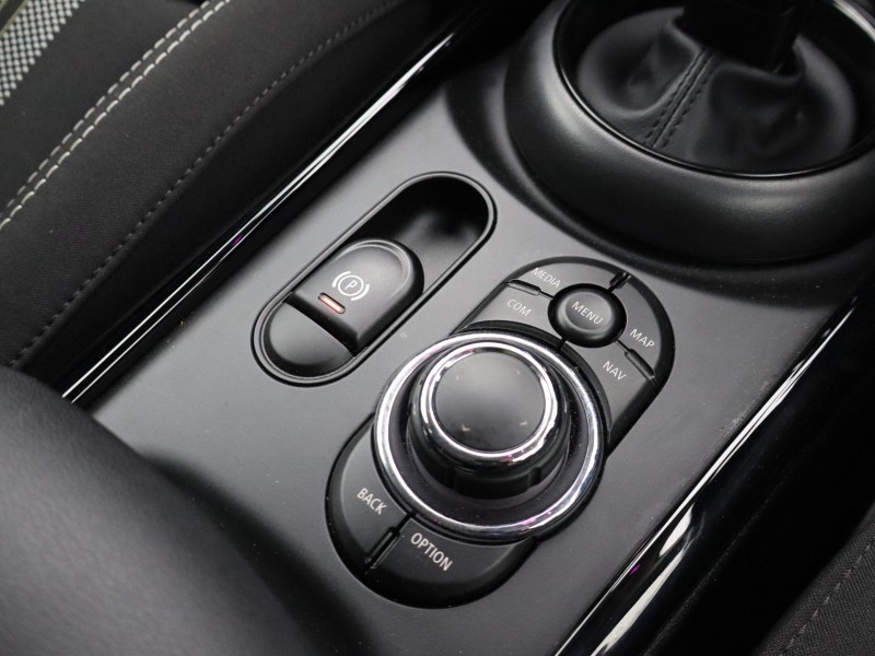 2022 (72) MINI CLUBMAN 2.0 [178] Cooper S Classic Premium 6dr Auto 5130930