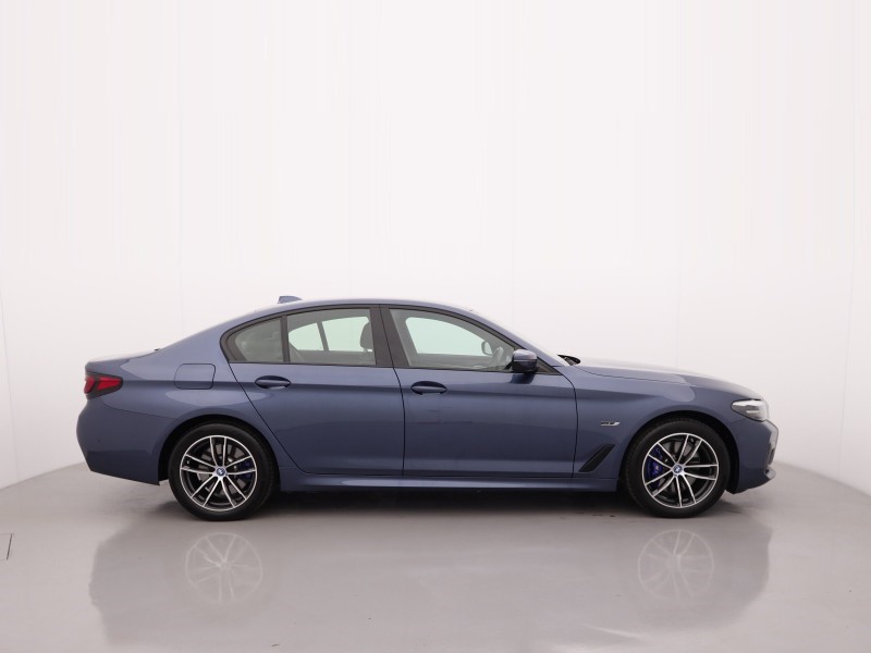 2023 (23) BMW 5 SERIES 530e M Sport 4dr Auto 5125082