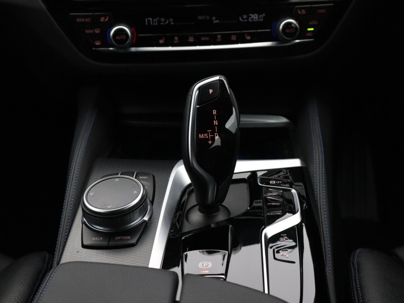 2023 (23) BMW 5 SERIES 530e M Sport 4dr Auto 5125112