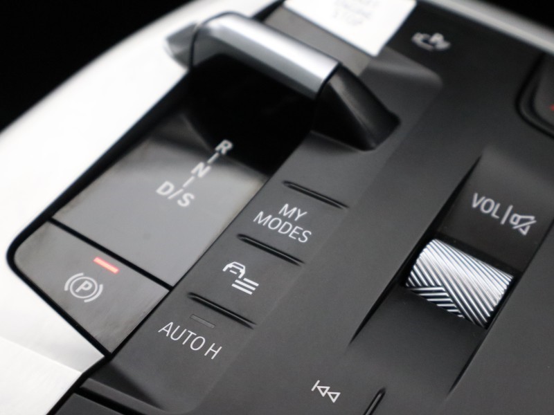 2023 (23) BMW 2 SERIES 220i MHT M Sport 5dr DCT 5196925