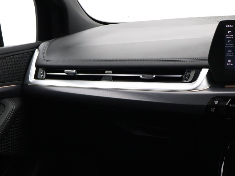 2023 (23) BMW 2 SERIES 220i MHT M Sport 5dr DCT 5196920