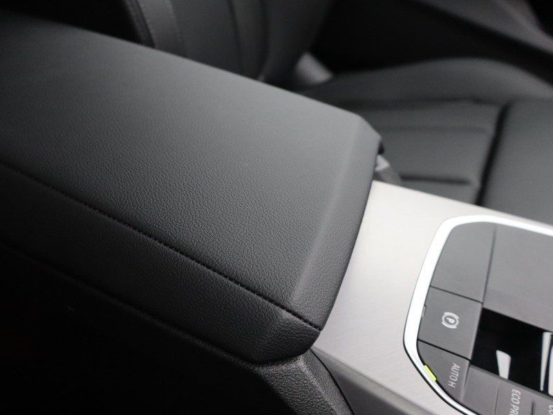 2025 (25) BMW 2 SERIES 220i M Sport 2dr Step Auto 5152452