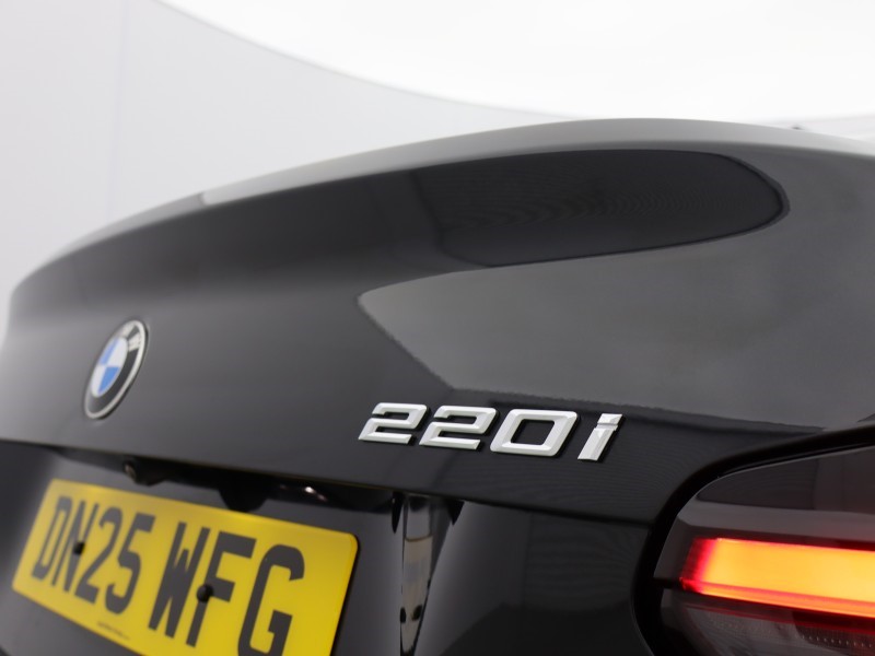 2025 (25) BMW 2 SERIES 220i M Sport 2dr Step Auto 5152404