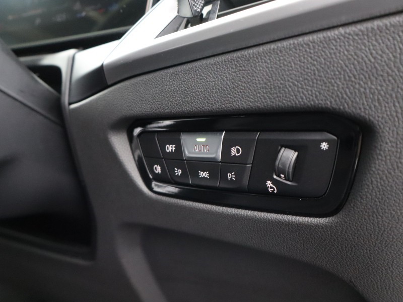 2025 (25) BMW 2 SERIES 220i M Sport 2dr Step Auto 5152420