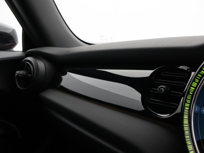 2022 (22) MINI HATCHBACK 1.5 Cooper Sport 3dr Auto 5140979