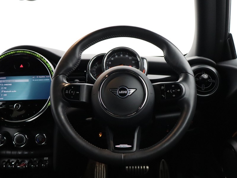 2022 (22) MINI HATCHBACK 1.5 Cooper Sport 3dr Auto 5141000