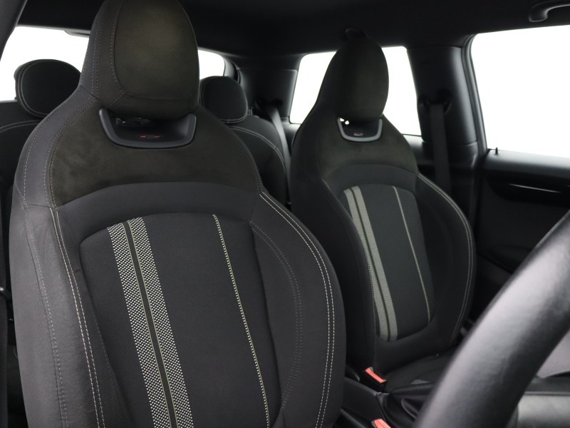 2020 (20) MINI HATCHBACK 2.0 Cooper S Sport II 3dr 5194520