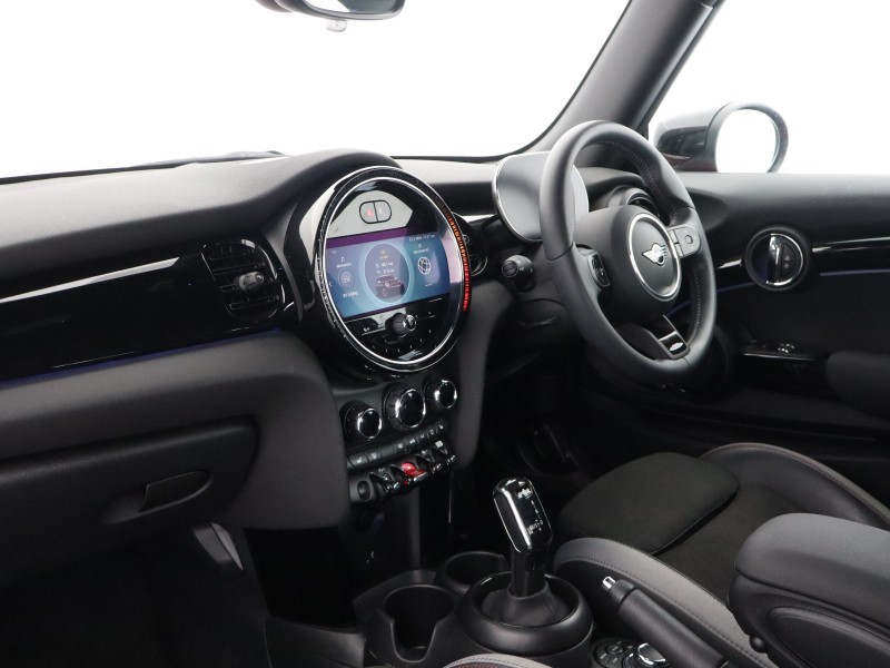 2023 (73) MINI HATCHBACK 1.5 Cooper Sport 3dr Auto 5549872