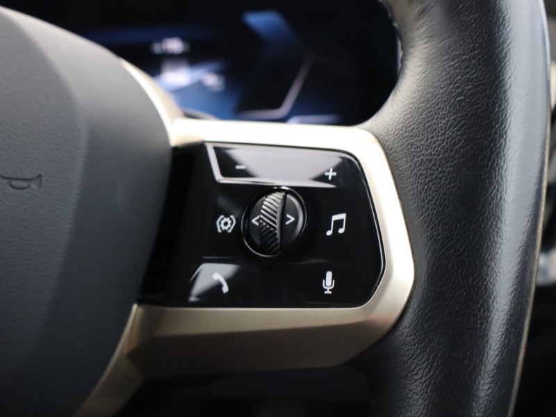 2023 (73) BMW iX 240kW xDrive40 M Sport 76.6kWh 5dr Auto 5138260