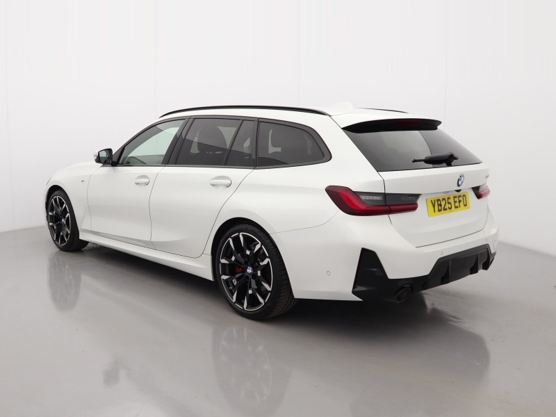 2025 (25) BMW 3 SERIES 320i M Sport 5dr Step Auto