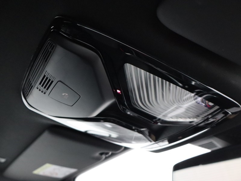 2023 (73) BMW 2 SERIES 220i M Sport 2dr Step Auto 5159602