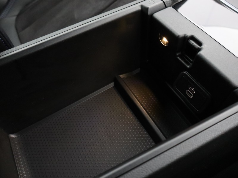 2023 (73) BMW 2 SERIES 220i M Sport 2dr Step Auto 5159591