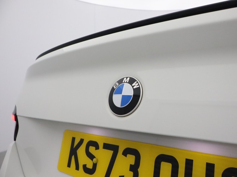 2023 (73) BMW 2 SERIES 220i M Sport 2dr Step Auto 5159557