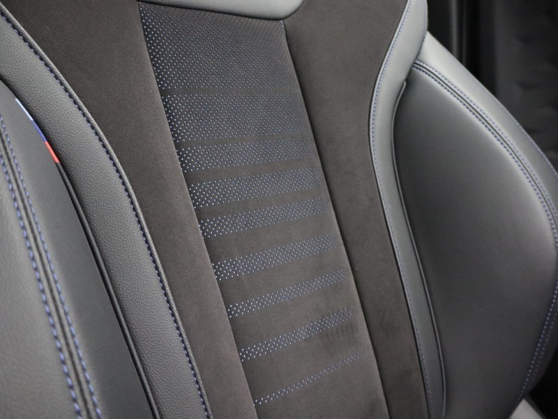 2023 (73) BMW 2 SERIES 220i M Sport 2dr Step Auto 5159588