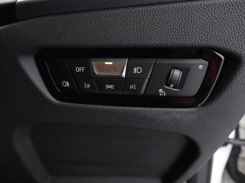 2023 (73) BMW 2 SERIES 220i M Sport 2dr Step Auto 5159608