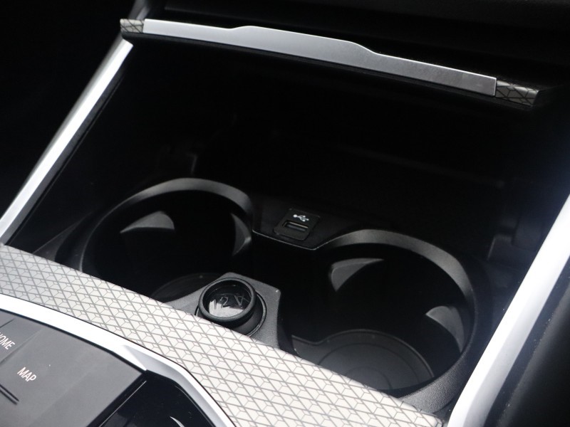 2022 (72) BMW 3 SERIES 320i M Sport 5dr Step Auto 5141640