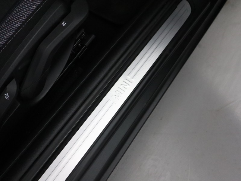 2024 (24) MINI COOPER 2.0 S Classic 3dr Auto 5146125