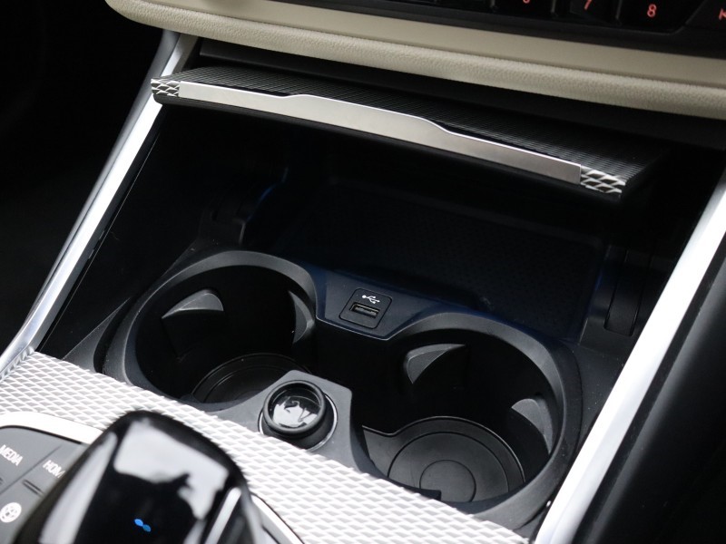 2021 (71) BMW 3 SERIES 330e M Sport 4dr Step Auto 5139736